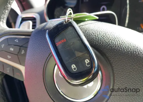 2015 Jeep Grand Cherokee Laredo z USA, uszkodzony, nr VIN 1C4RJEAGXFC218323